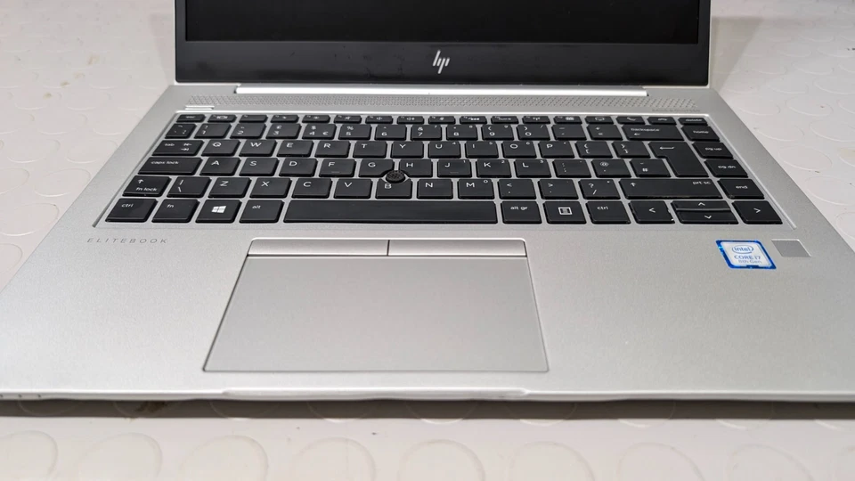 HP EliteBook 840 G5 14" FHD, i7-8550U, 256 GB SSD Nvme, 8 GB, Windows 11 Pro  - Immagine 3 di 4