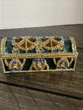 D Art Jade Jeweled Trinket Box