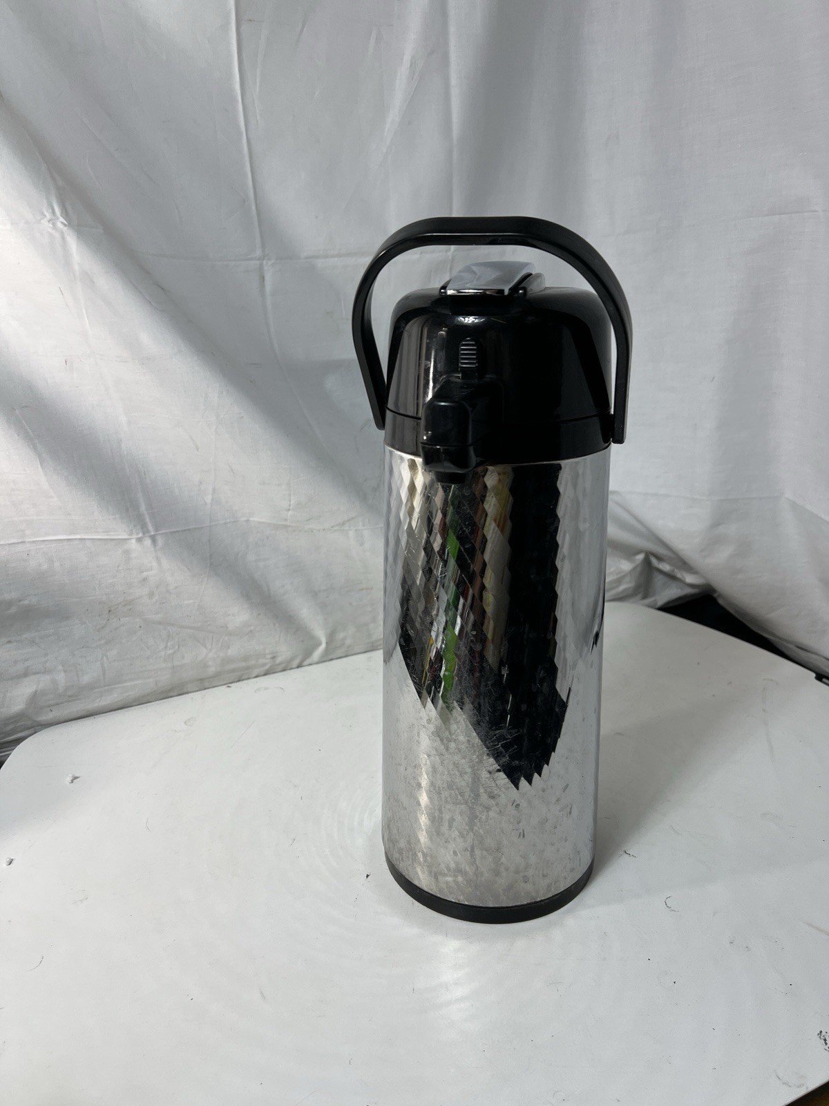Vtg Service Ideas Inc., 2.2L Push Dispenser Airpot Thermal Coffee/Tea Carafe