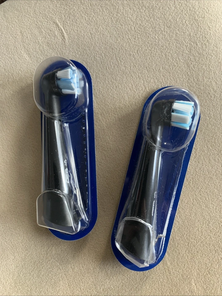 Cepillo de dientes eléctrico recargable Oral-B iO Series 3 Limited, BLANCO caja abierta Foto 3 de 4