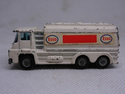 BO556- Corgi Juniors - Tanker Esso , Tankwagen