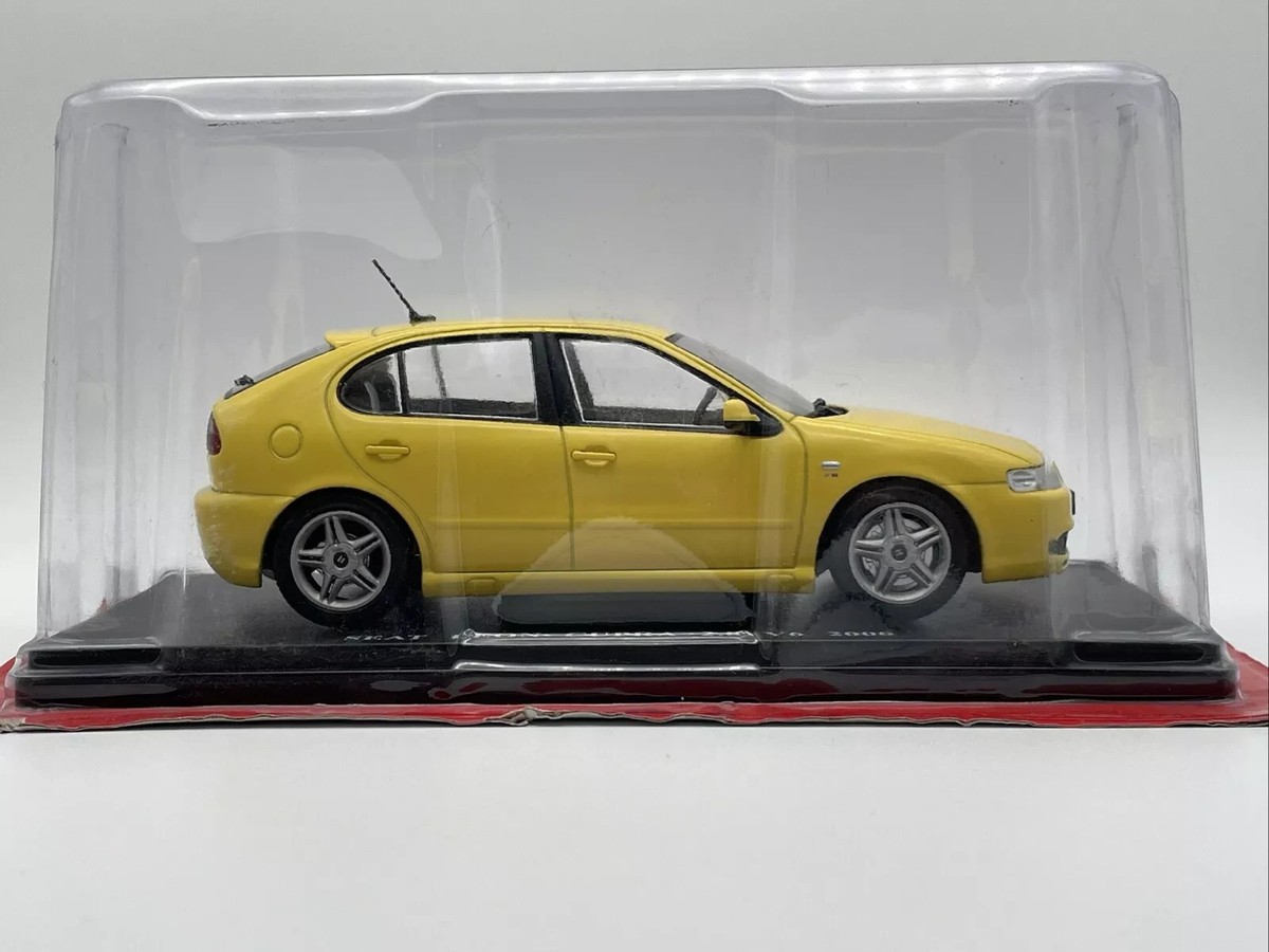 SEAT LEON CUPRA V6 2000 New 1/24 diecast model collectible