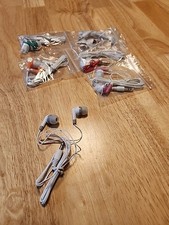  Lot of 6 Unbranded Earbuds Brand New Lot of 6 Units