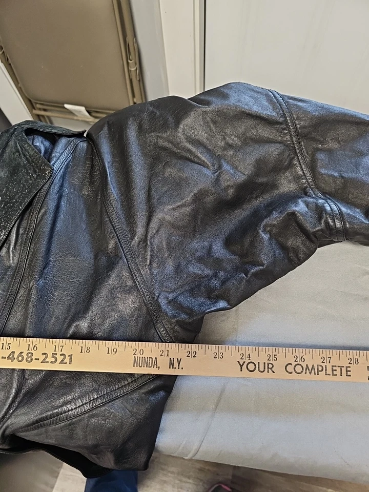 Chaqueta de cuero Winlit vintage años 80 hombreras largas negras para mujer talla M retro Foto 4 de 4