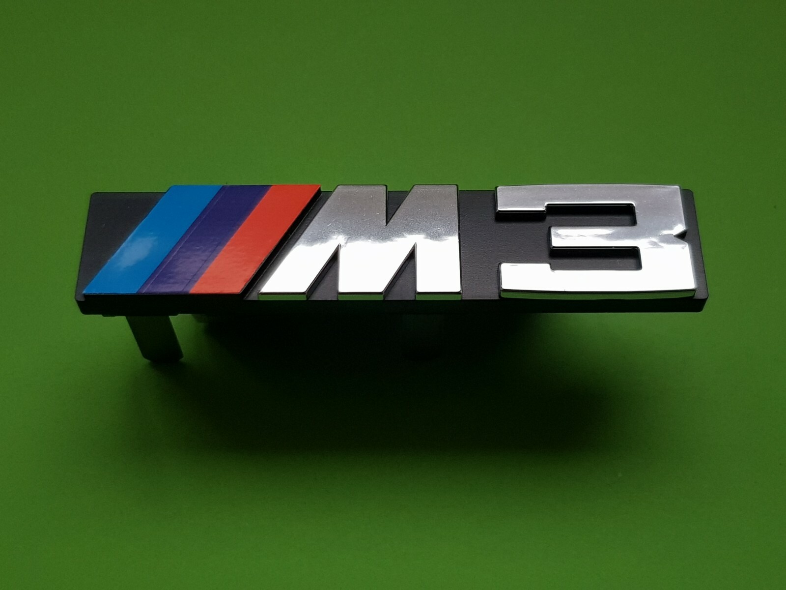 Genuine BMW E30 M3 Front grille M3 badge logo emblem 51141934620 | eBay