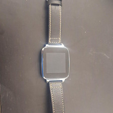 Fitbit Versa Touchscreen Smartwatch 46mm Silv...