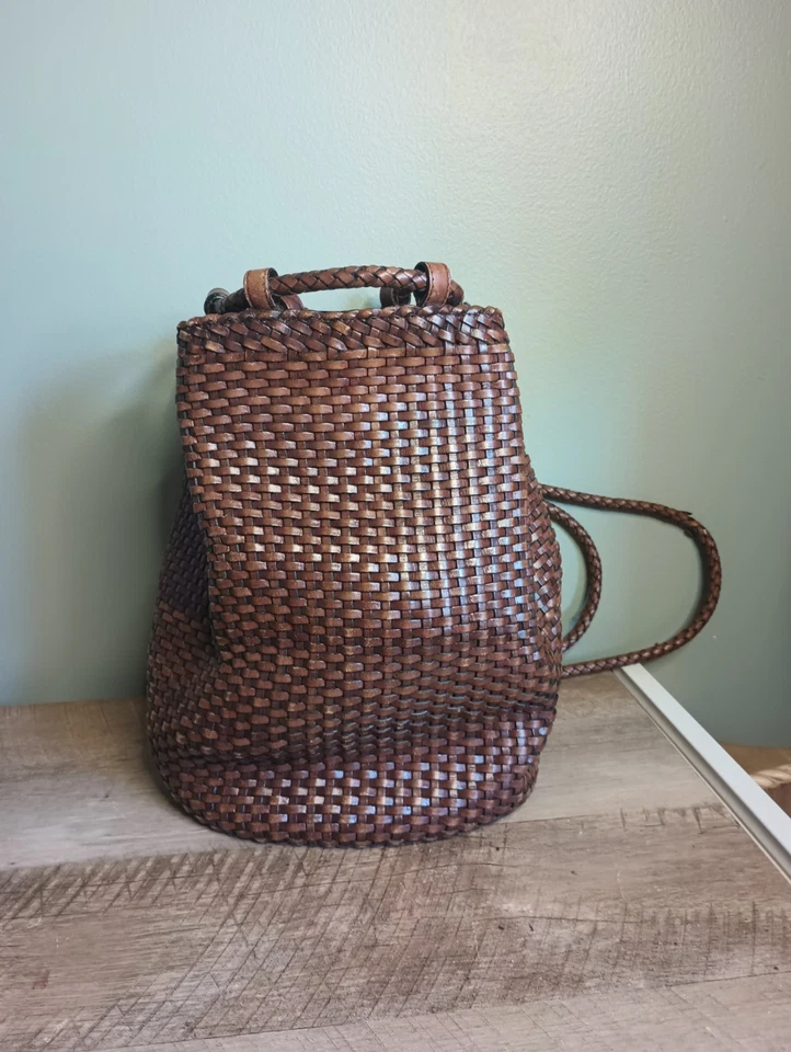 Mochila Bolso Cubo De Colección Eddie Bauer Cuero Trenzado Marrón Años 90 Academia Foto 2 de 4