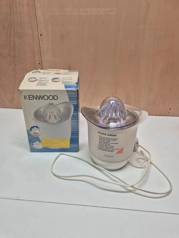 Kenwood JE280 Citrus Juicer featuring a 40W motor for efficient juicing
