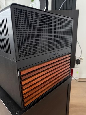 NAS-Server / Home-Server   Jonsbo N5 (12-Bay), i3-10100, 64 GB RAM, M.2-NVMe