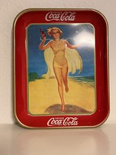 Sch&ouml;nes, guterhaltenes altes Coca Cola Tablett mit Motiv Frau