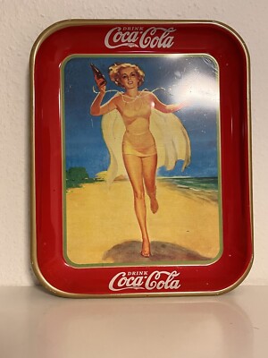 Schönes, guterhaltenes altes Coca Cola Tablett mit Motiv Frau 
