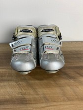 Zapato de Ciclismo Serfas Pilot, Compuesto de Carbono Talla 5.5 (38), Plateado