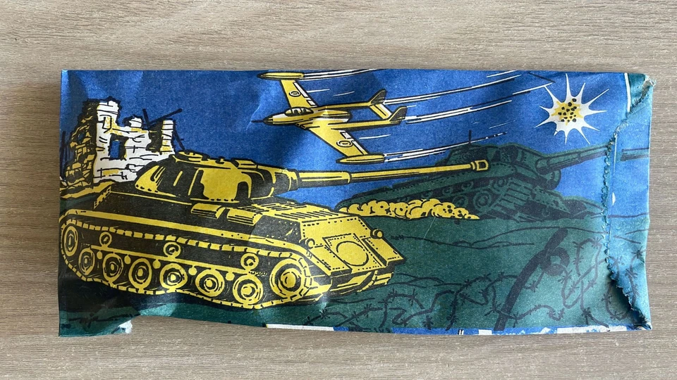 SOLDATINI DI PLASTICA ESERCITO MODERNO,PESCI-PIANORO,ANNI60 IN BUSTINA SORPRESA - Immagine 3 di 4