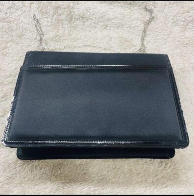 【送料&関税込】CourrA¨ges Black Leather Shoulder Bag Courr?ges shoulder bag pouch stylish beautiful leather black