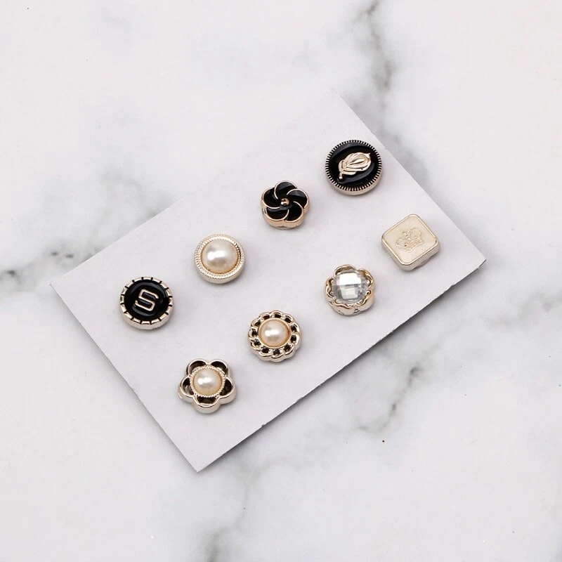 Magnetic on sale scarf brooch