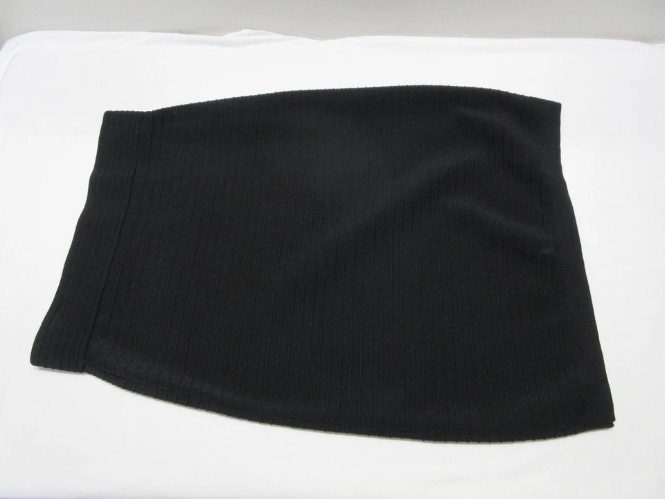 Falda lápiz negra punto acanalado Catherine Malandrino Foto 4 de 4