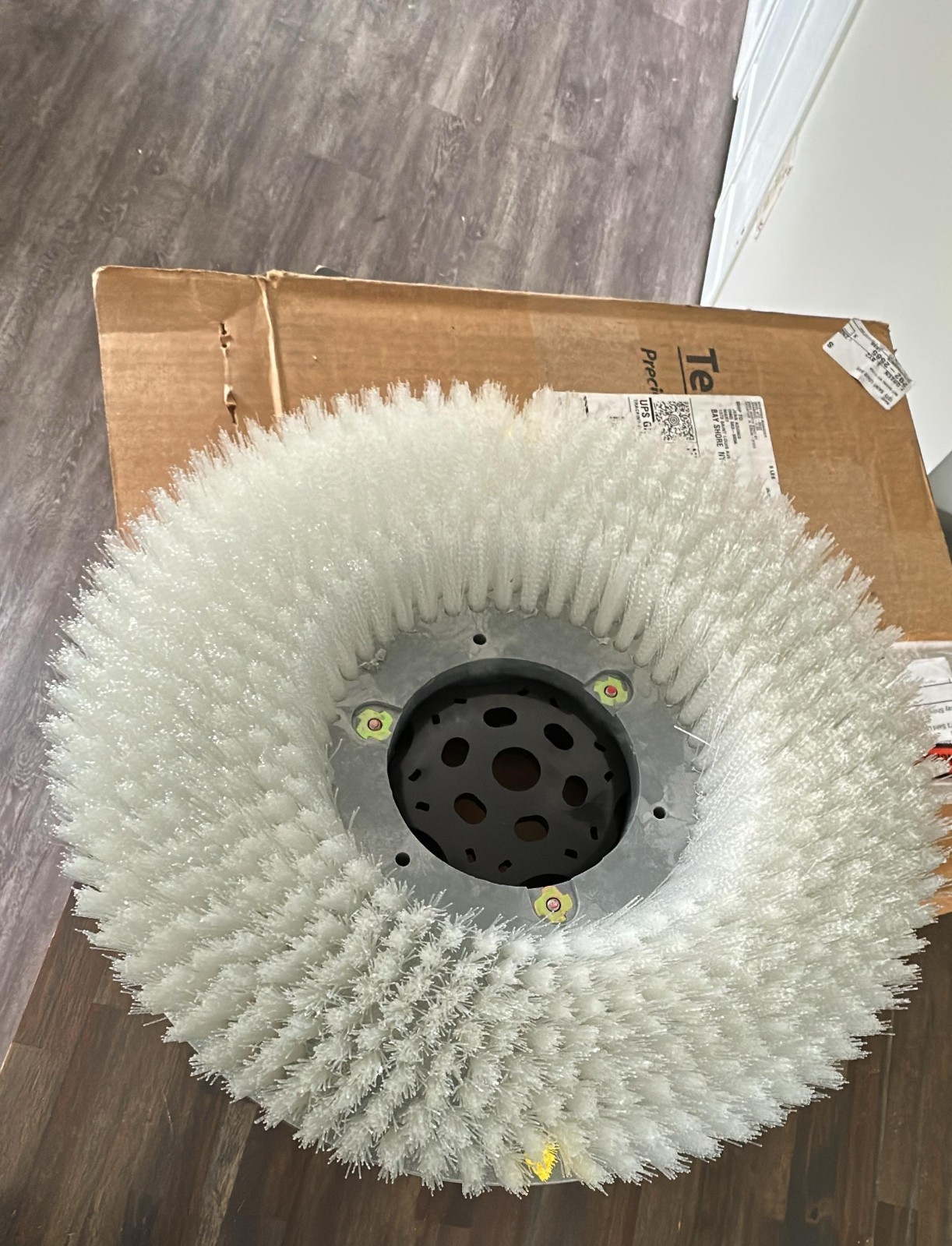 16 inch Nylon Scrubber Brush for Tennant T5 E, T500, T500 E 1220215, 399243