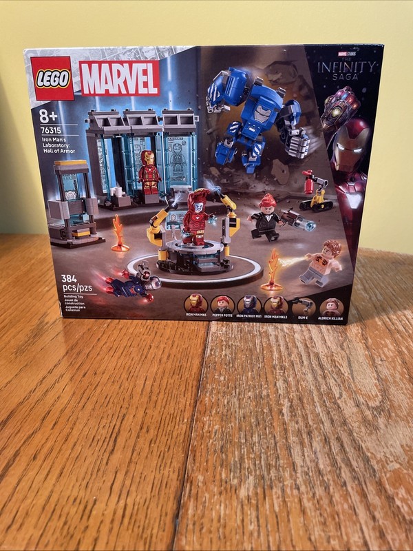 lego iron Man’s Laboratory Hall Of Armor 76315