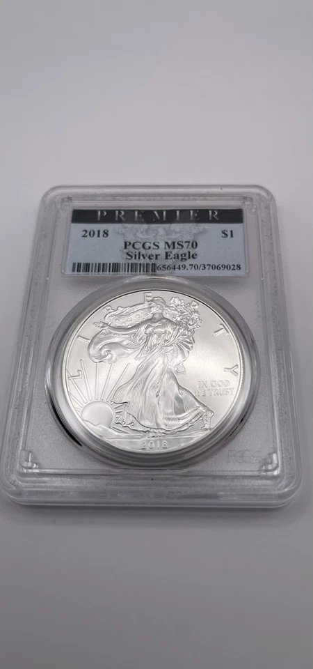 American Silver Eagle 2018 graduación profesional MS70 First Strike Premier Label soporte azul Foto 4 de 4