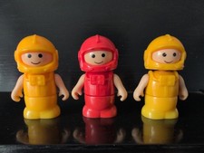 Vintage Playskool Lil Playmates Space Station Spaceman Astronaut Figure Toy Lot