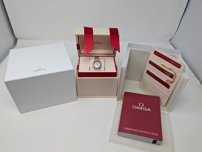 OMEGA 18K/SS LADIES CONSTELLATION MOP DIAMOND DIAL WATCH 123.20.24.60.55.007