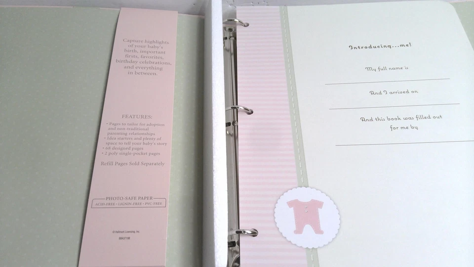 Фотоальбом на память о ребенке первого года жизни Hallmark розовый для девочки - Изображение 2 из 4