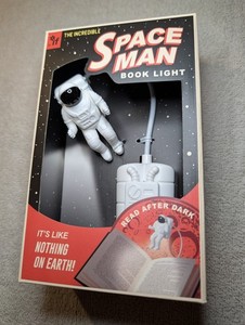 Incredible SPACE MAN Book Light by IF includes 3x AAA Batteries - FREE SHIPPING