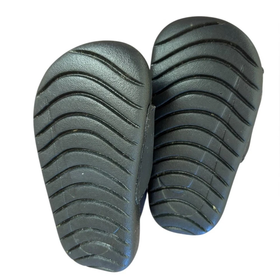 Sandalias Nike Kawa Slides negras rosa vivo talla 7 BV1094-008 Foto 3 de 4