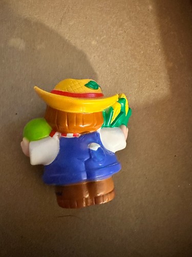 FISHER PRICE LITTLE PEOPLE (#2) - Picture 17 of 487