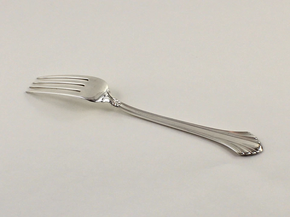 Tenedor(s) Wallace French Regency de plata esterlina - 7 3/8" - sin monogramas Foto 2 de 3