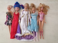 BARBIE TANYA SINDY BRATZ LOTTO 5X BAMBOLE #24