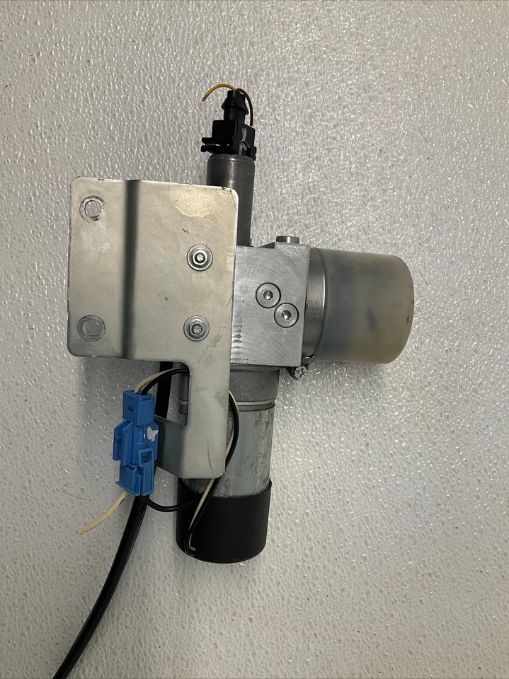 BMW 745i 750i 760i E65 E66 2002-2008 bomba hidráulica abridor de maletero OEM 745i 750i 760i E65 E66 OEM 7202865 Foto 2 de 4