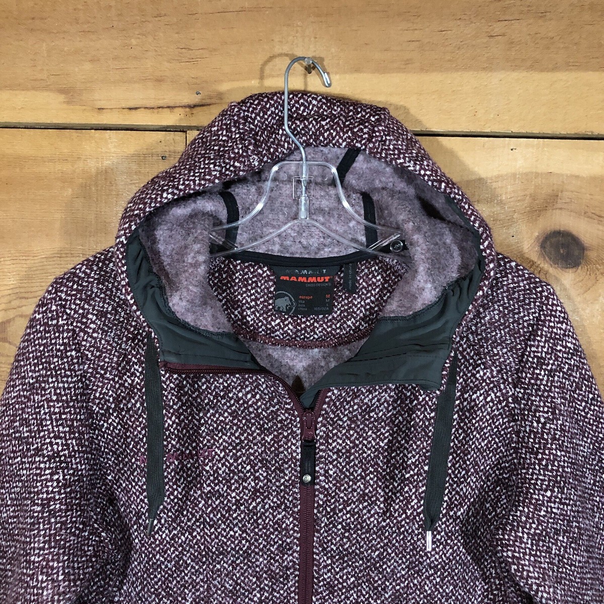 トップス MAMMUT Chamuera SO Thermo Hooded Jacket Mammut Chamuera SO Thermo Hooded Jacket | Trekkinn