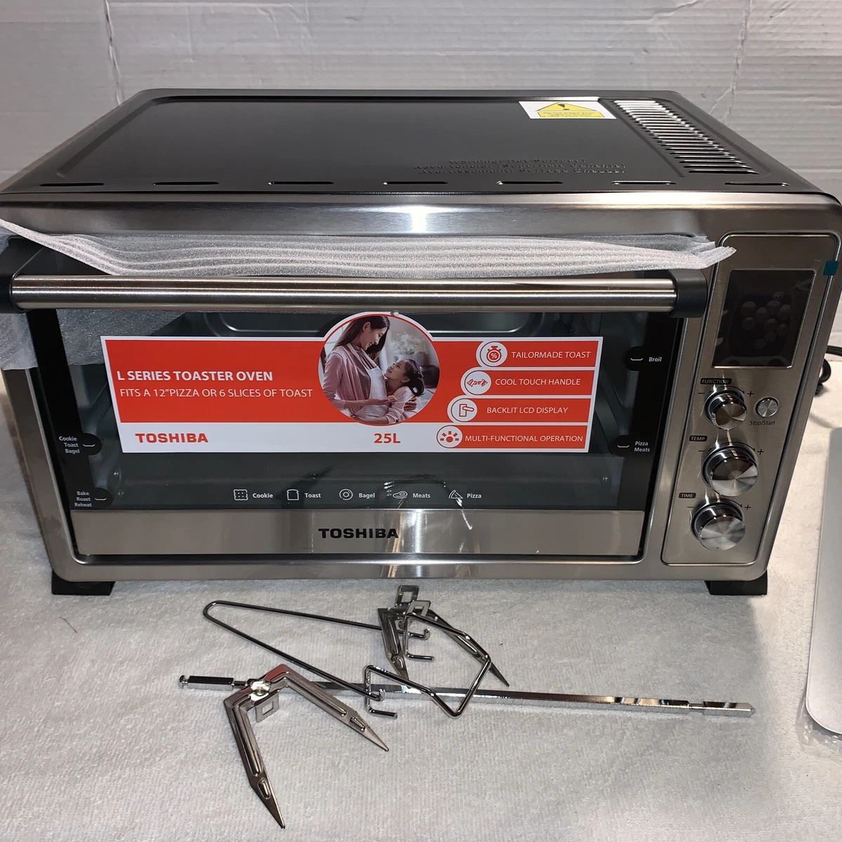 TOSHIBA Digital Toaster Oven with Convection Cooking and 9