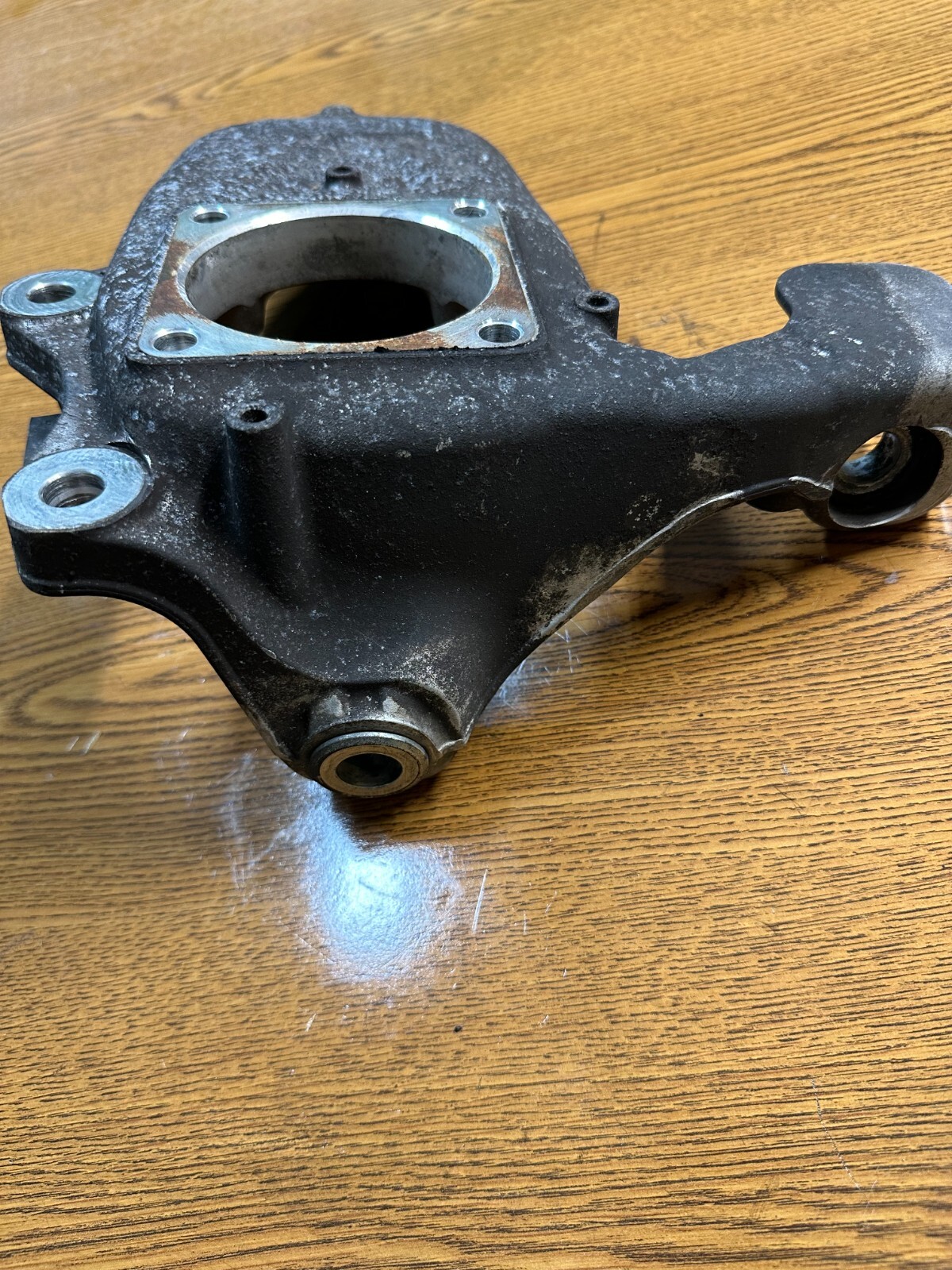 2003-2010 Maserati Quattroporte Left Front Driver Side Spindle Knuckle Hub 58K