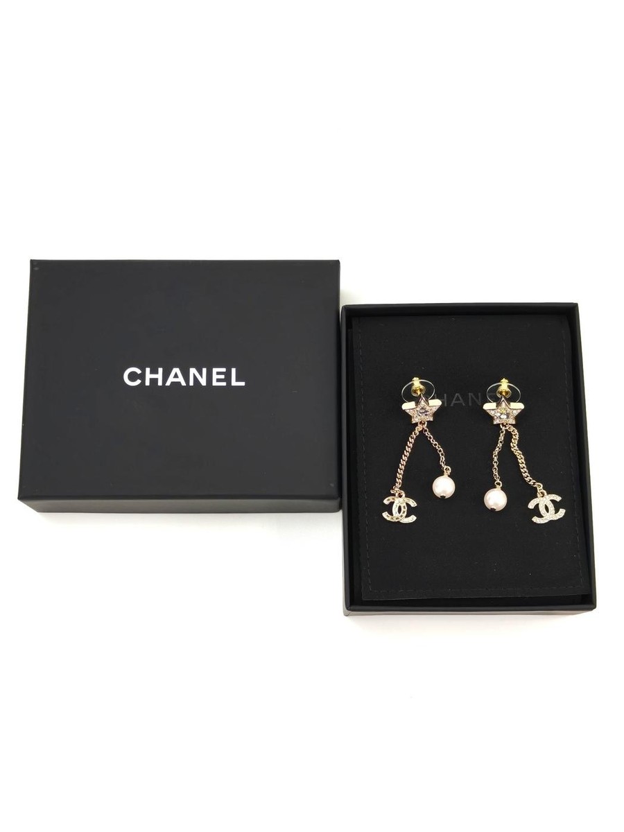 CHANEL Star CC Logo Pearl Drop Earrings Gold Tone Chain Dangle