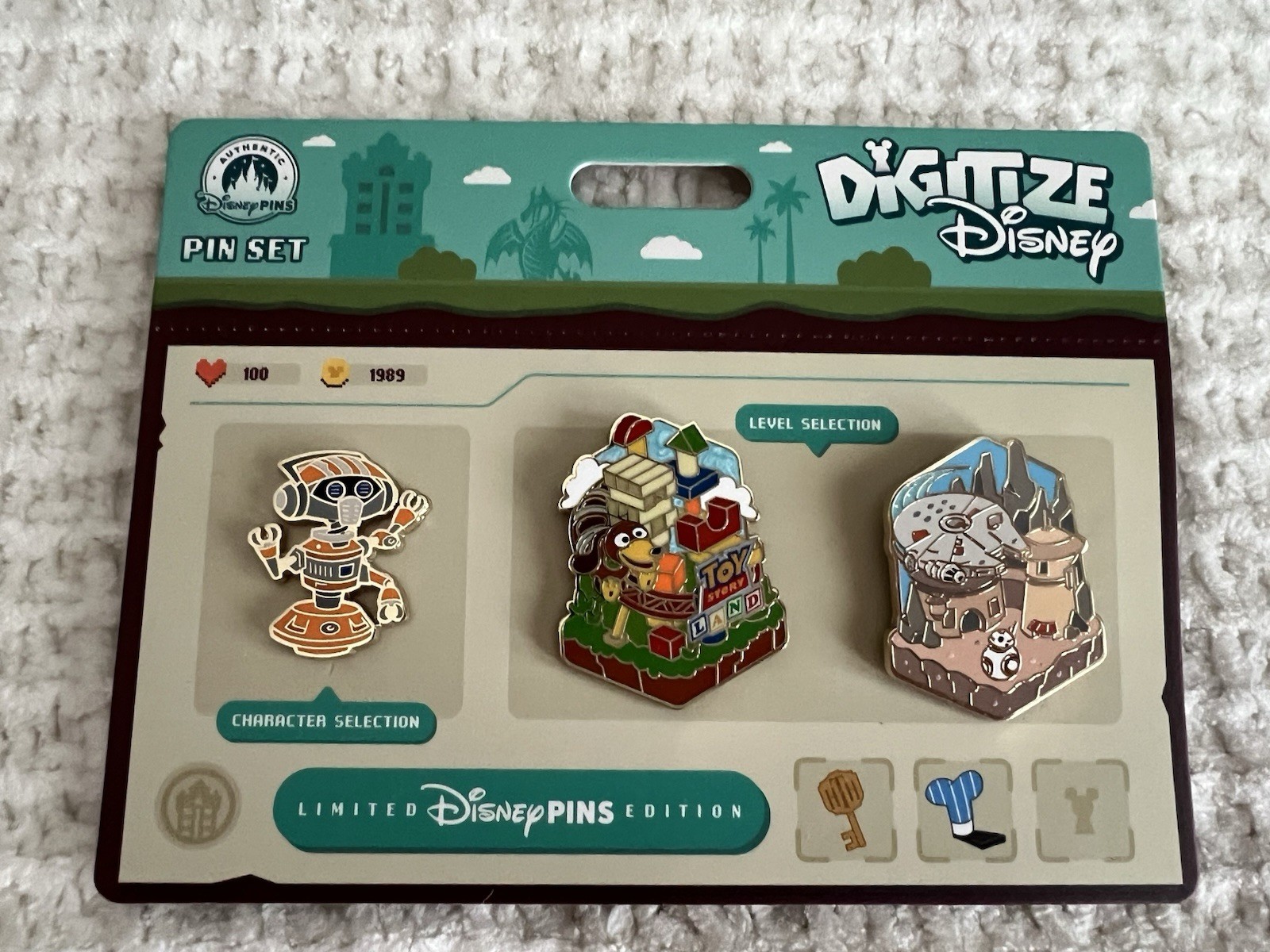 Disney Parks Pin 2026 Digitize Disney Hollywood Studios DJ-R3X 3 Pin Set LE 3000