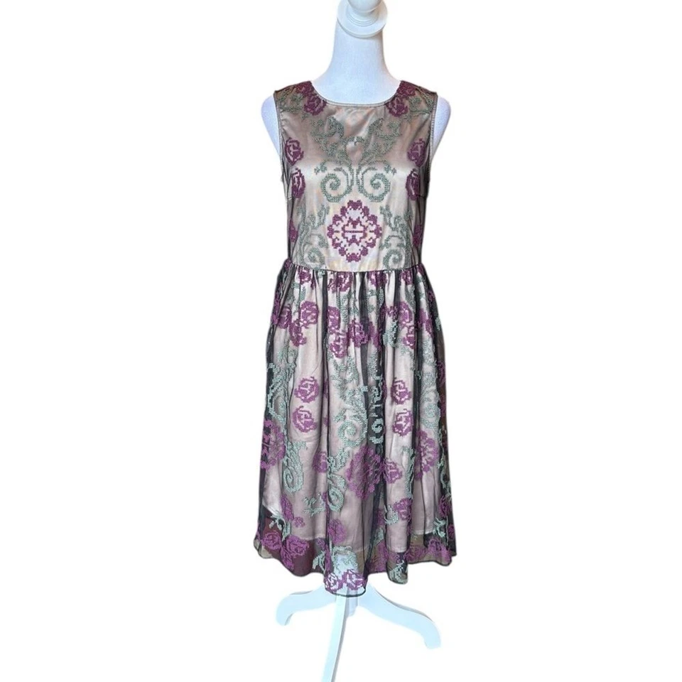 Vestido Sundance Catálogo Malla Bordada Floral Negro Púrpura Verde Mujer Talla 4 Foto 2 de 4