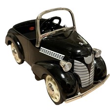 Hallmark Kiddie Car Classics 1937 Garton Ford Pedal Car Miniature Metal Black