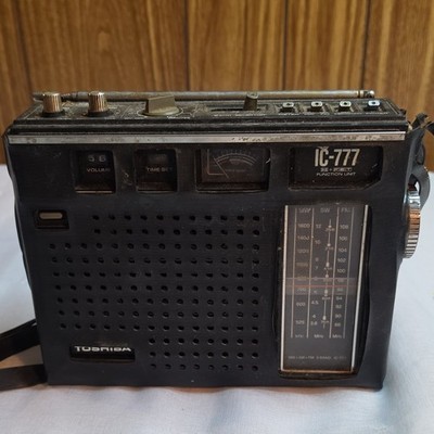 Toshiba IC-777 Transistor Radio AM/SW Portable Vintage Collectible