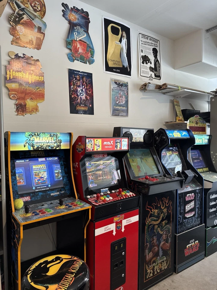 Taburetes Arcade1up Marvel Super Heroes Golden We Star Wars Iiarcade Neo geo MVSX Foto 3 de 3