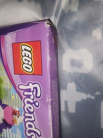 LEGO FRIENDS: Heartlake Frozen Yogurt  (41320) One Tape Broken But Sealed Ebb7