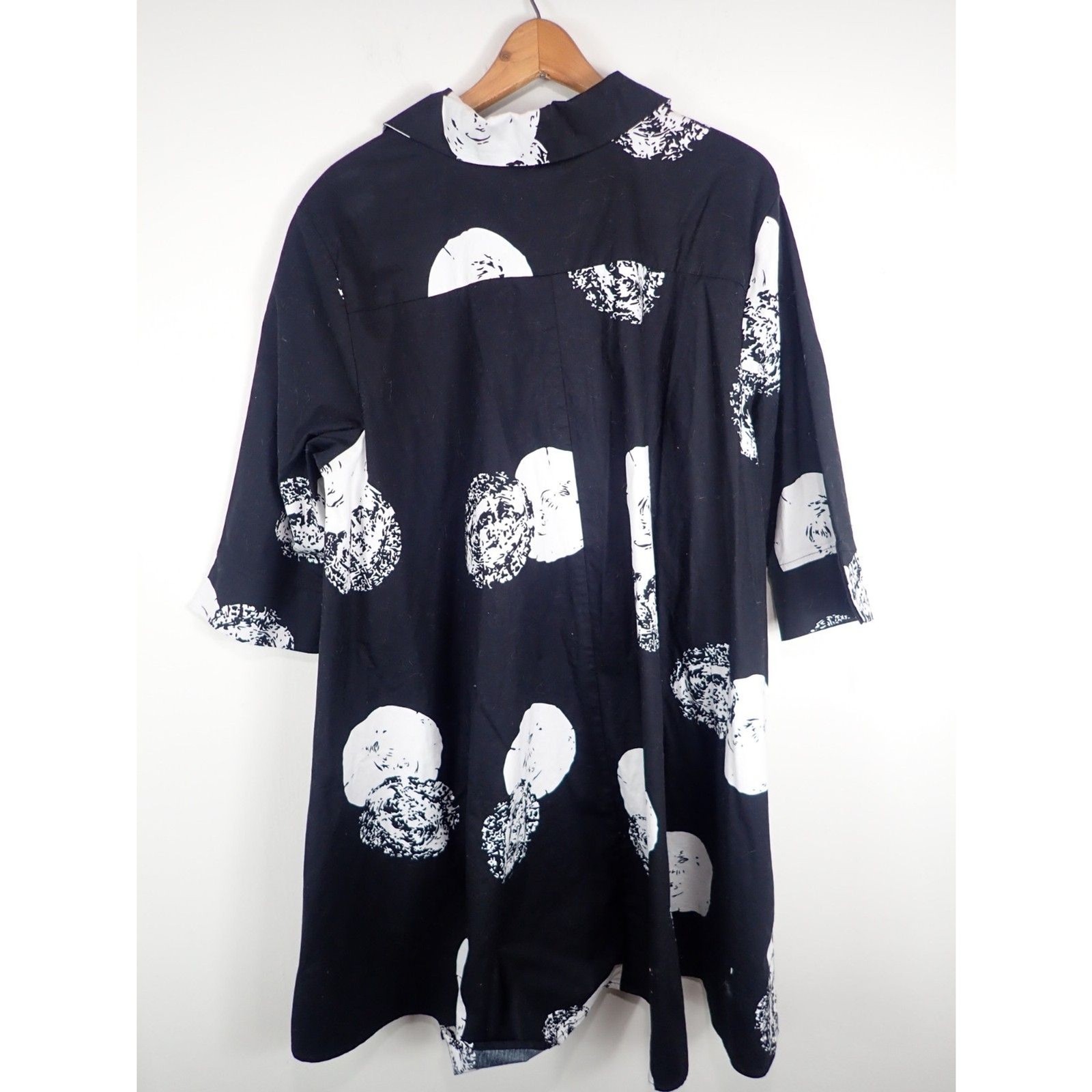 Truth + Style Button Down Printed Stretch Poplin … - image 5