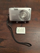 Nikon Coolpix S3300 16MP 6x Zoom Compact Digital Camera