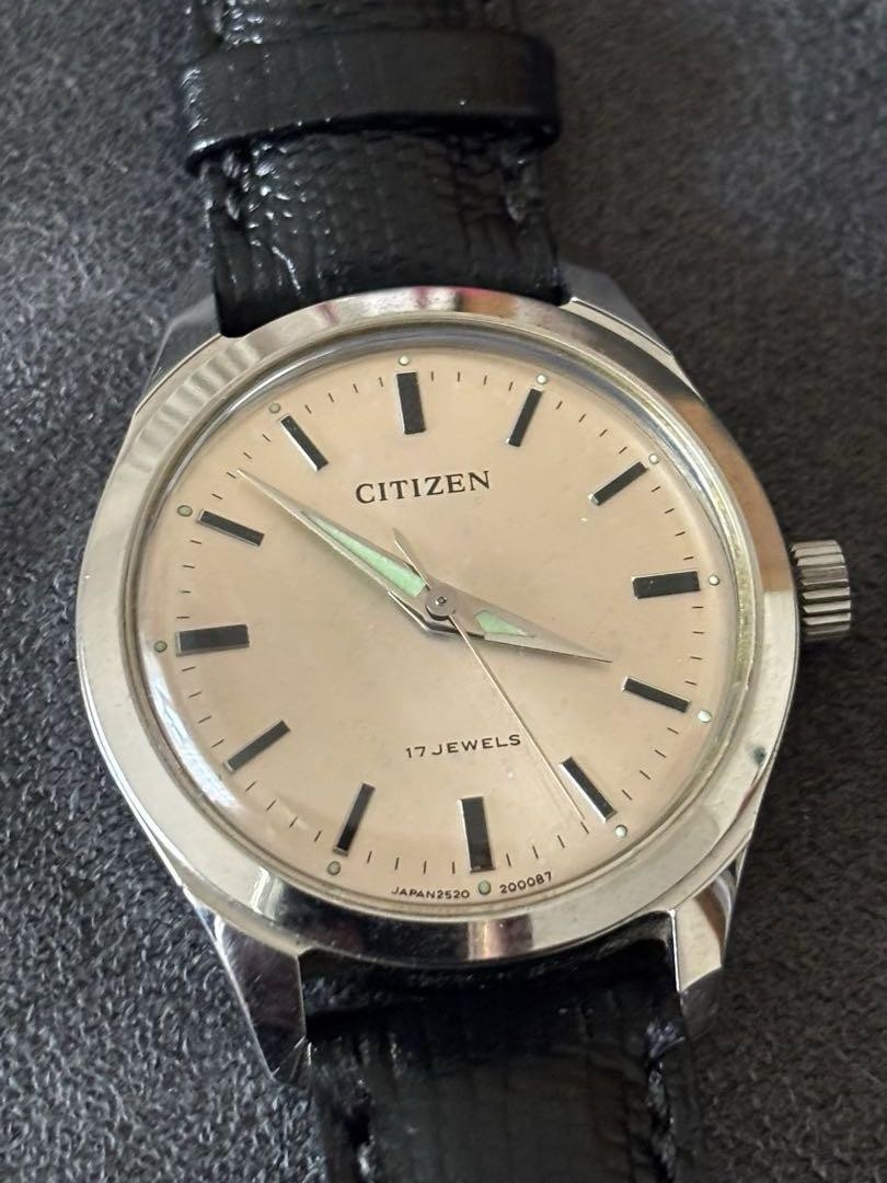 Vintage Citizen Hand-Wind Watch 17 Jewels Silver Dial Pre-Owned