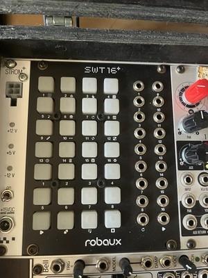 Robaux SWT 16+   Eurorack Sequencer