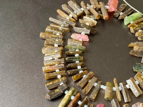 Tourmaline gemstone rough beads size 19-9 mm 16 inches strand Q-131 - Foto 3 di 7