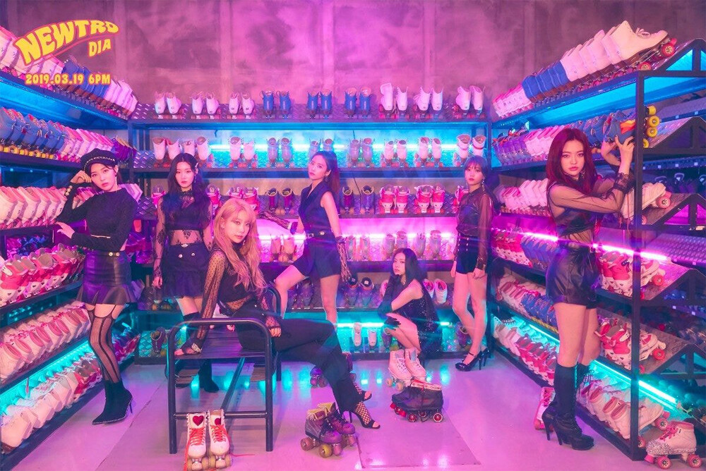 DIA [NEWTRO] 5th Mini Album CD+POSTER+Photo Book+2p Card+Post Card