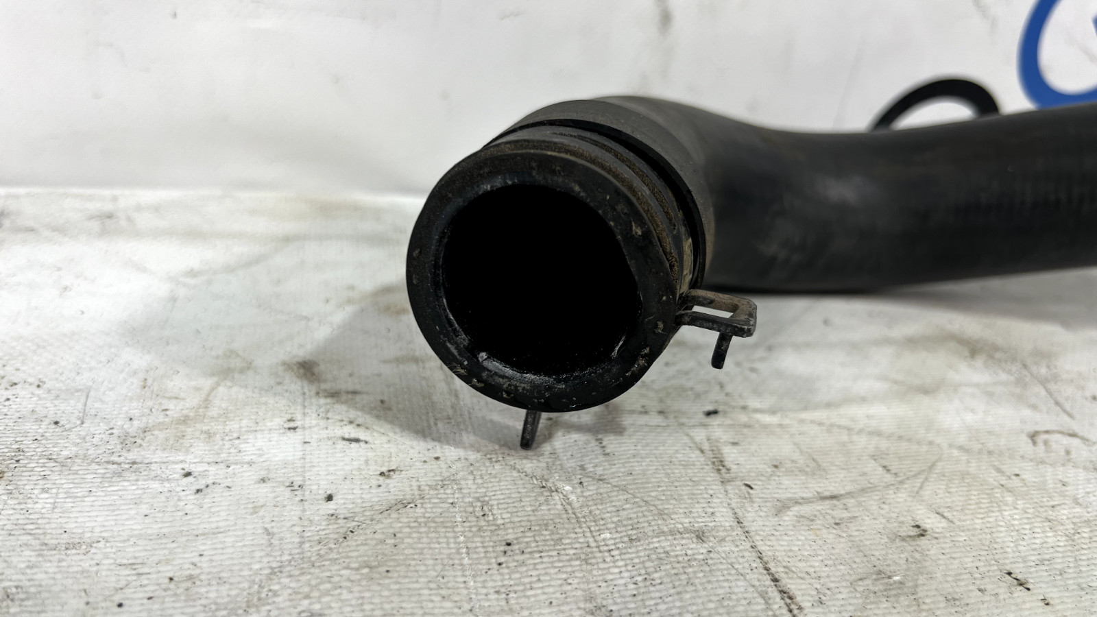 ASTON MARTIN V8 VANTAGE 9G33-8333-AA 2011 OEM Pipe, coolant