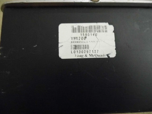 Mezclador Behringer Pro VMX200 mezclador dj usado Foto 4 de 4